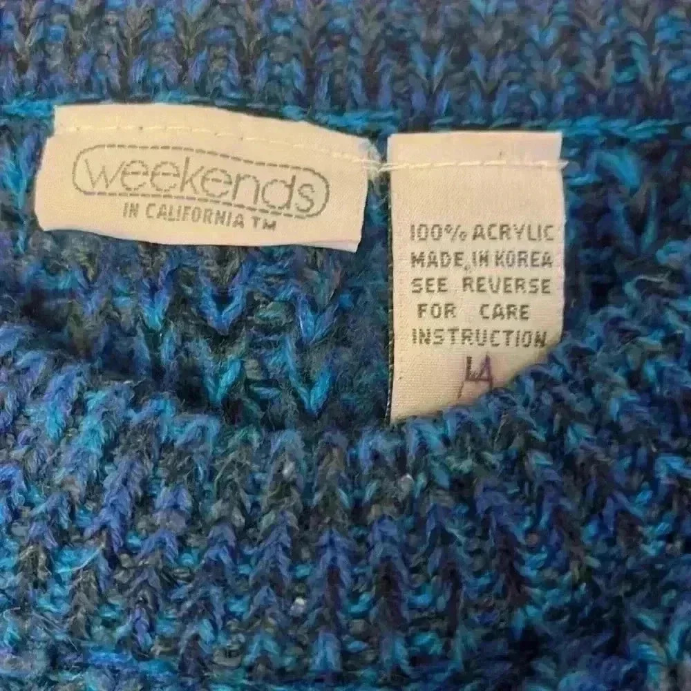 90’s Crewneck Knit Sweater - Picture 3 of 3